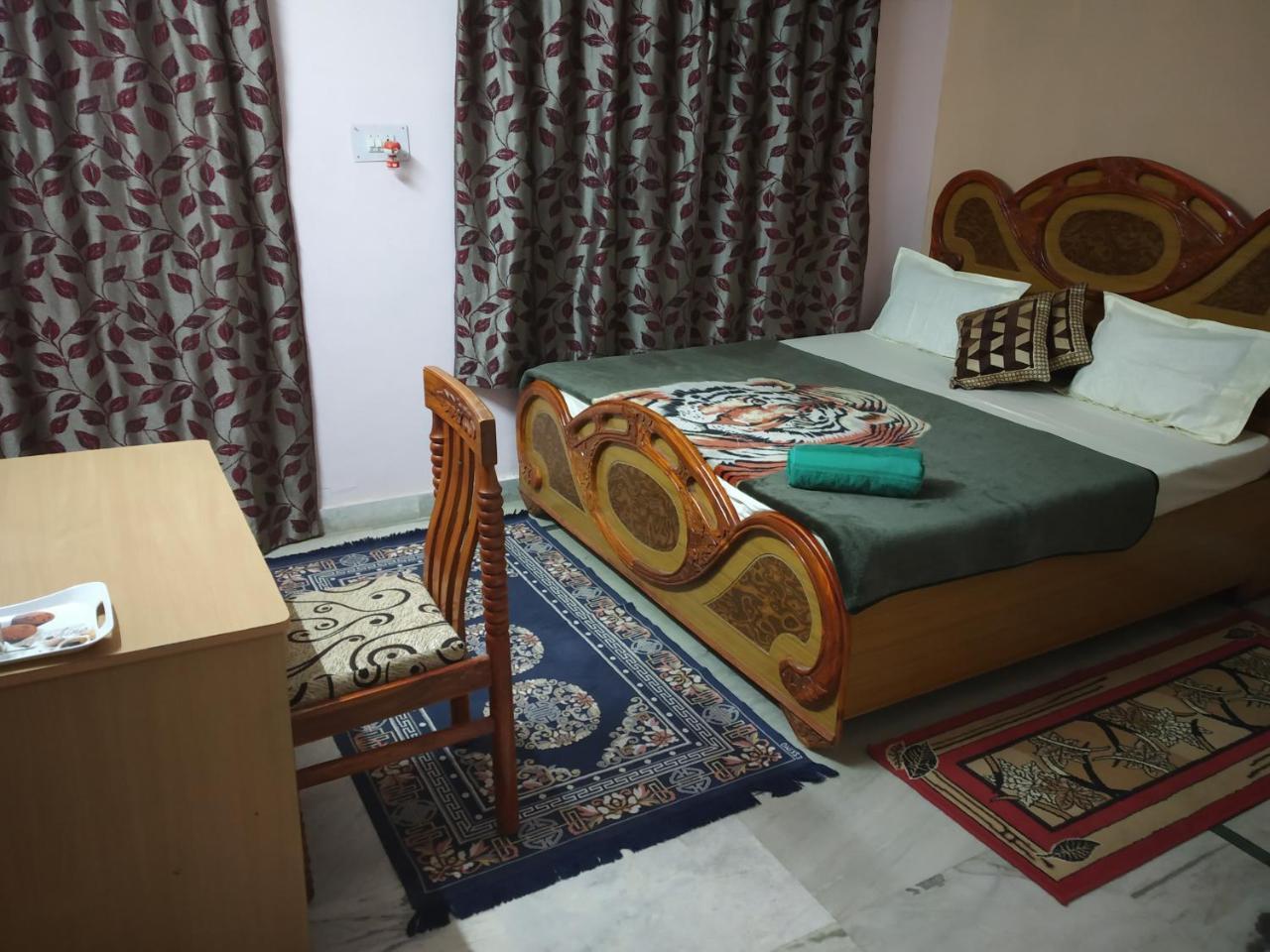 Pratibha Home Stay Jabalpur Exterior photo